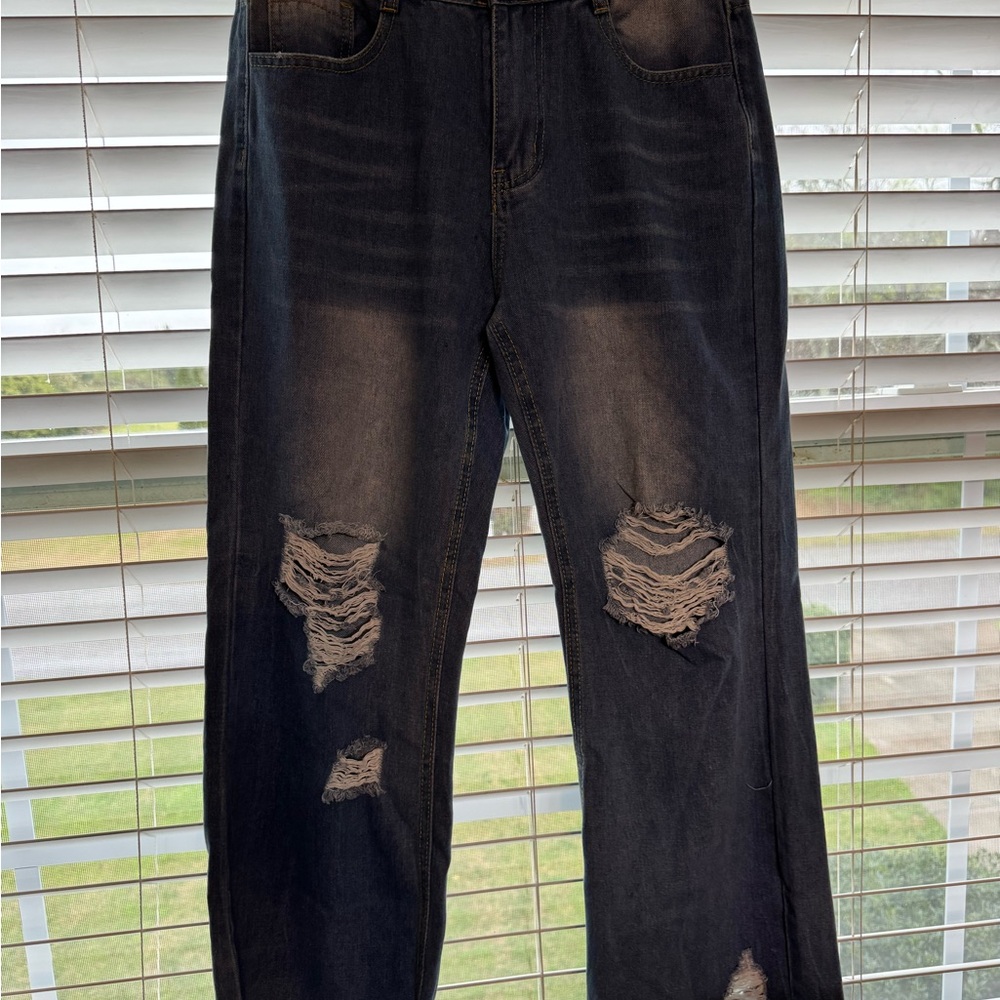 Distressed cropped Jeans for women